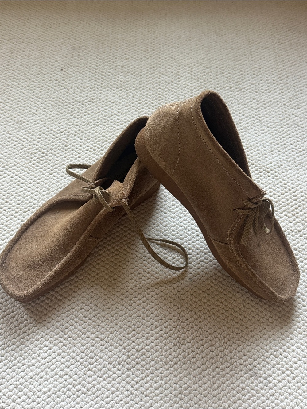 Clarks —Men's Brown Suede Lace-Up Casual Shoes